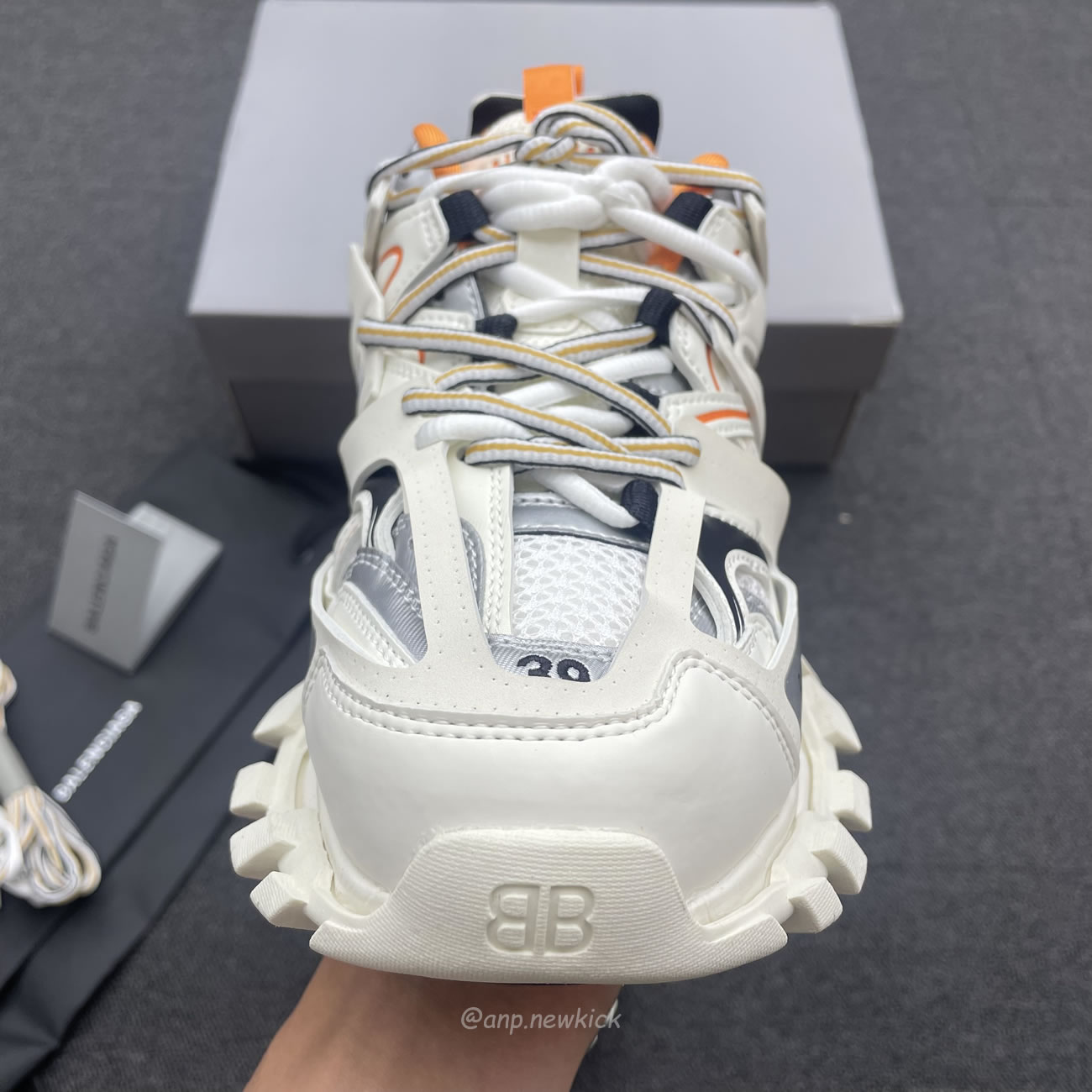 Balenciaga Track White Orange Womens 542436 W1gb1 9059 (7) - newkick.cc